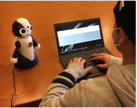 ロボットでもCGでも2者に褒められると運動技能の習得が促進される