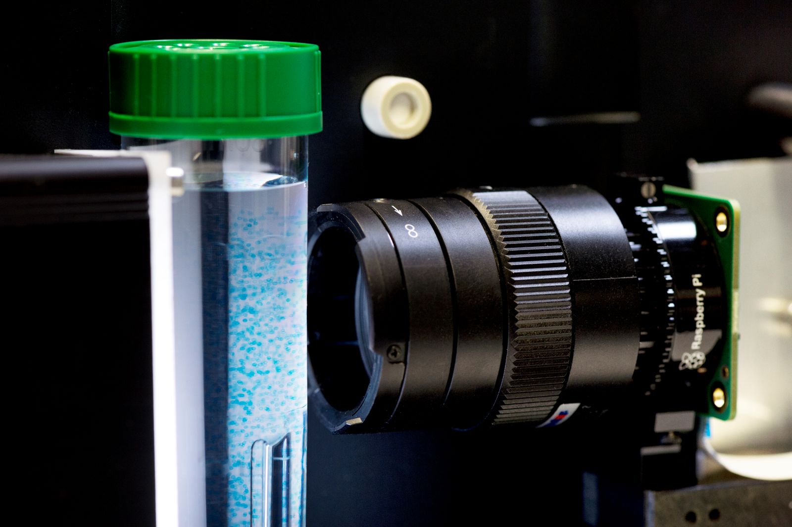 細胞生産の品質保証を可能にする知能化センサー (Intelligent Sensors for Quality-assured Cell Production)